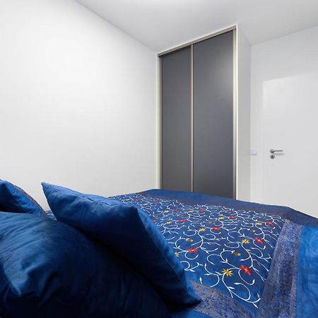 Platinium Apartment By Renters Prestige Rewal Ngoại thất bức ảnh